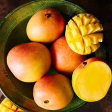 Load image into Gallery viewer, Mangoes (per lb)