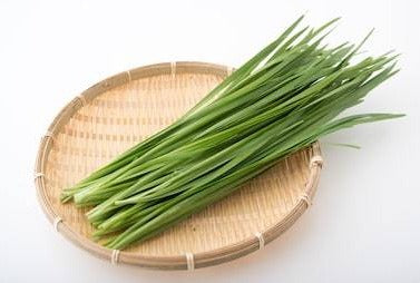 Garlic Chives (per bunch)